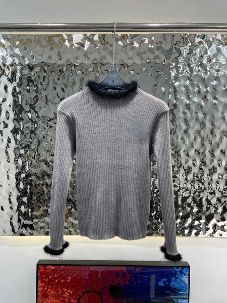 brand women's t-shirt designer design autumn and winter 22 new semi high collar knit bottoming collar cuffs wool panel design slim, White
brand women's t-shirt designer design autumn and winter 22 new semi high collar knit bottoming collar cuffs wool panel design slim, White