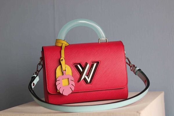 selling classic original luxury designer bag twist m handbag leather shoulder bags 2t2w
selling classic original luxury designer bag twist m handbag leather shoulder bags 2t2w