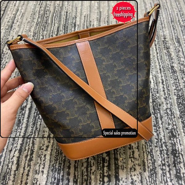 designer bags 2022 new leather old flower triumphal arch bucket large capacity fashion single shoulder msenger women's trend
designer bags 2022 new leather old flower triumphal arch bucket large capacity fashion single shoulder msenger women's trend