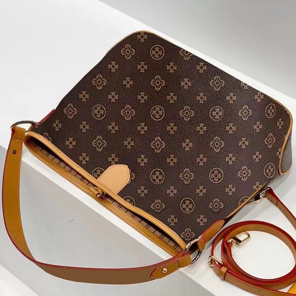 large chain handbags pleated clouds bags dumplings axillary bag plain shoulder bag women wallets genuine leather print womens messenger chri
large chain handbags pleated clouds bags dumplings axillary bag plain shoulder bag women wallets genuine leather print womens messenger chri