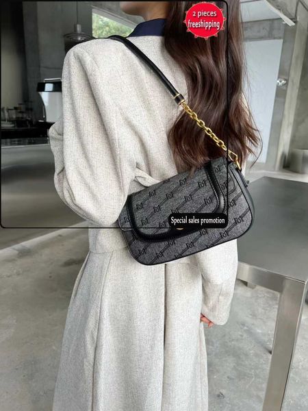 designer bags women's cowboy underarm 2022 new french stick light and luxurious one shoulder msenger chain
designer bags women's cowboy underarm 2022 new french stick light and luxurious one shoulder msenger chain