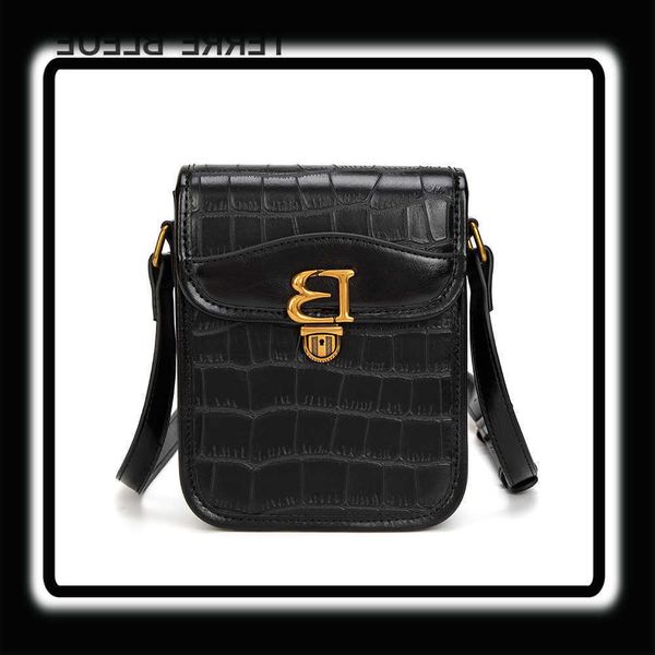 designer bags crocodile small square bag women's 2022 new fashion korean versatile one shoulder crossbody simple mobile evening clutche
designer bags crocodile small square bag women's 2022 new fashion korean versatile one shoulder crossbody simple mobile evening clutche