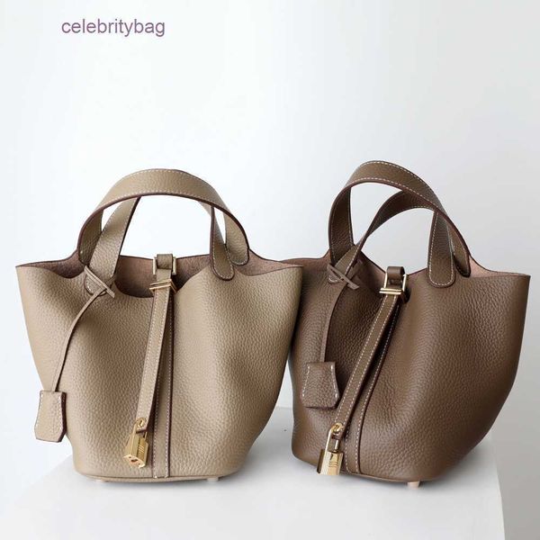 bag picotin locks herme first layer kraft vegetable basket women's bag leather bucket hand commuting litchi pattern mother's
bag picotin locks herme first layer kraft vegetable basket women's bag leather bucket hand commuting litchi pattern mother's