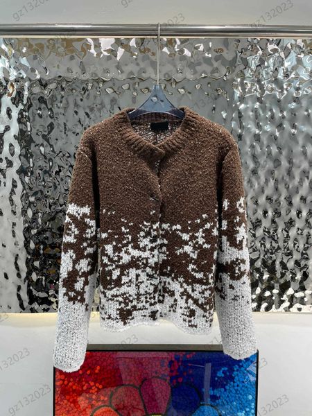 cardigans womens sweater thread round collar long sleeve knit sweaters fashion designer classics match colors autumn winter warm women appar, White;black
cardigans womens sweater thread round collar long sleeve knit sweaters fashion designer classics match colors autumn winter warm women appar, White;black