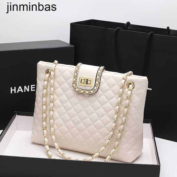 women's luxury bag shop 80% factory wholesale retail leather bucket women 2023 new large capacity msenger decorative chain tiktok sheep
women's luxury bag shop 80% factory wholesale retail leather bucket women 2023 new large capacity msenger decorative chain tiktok sheep