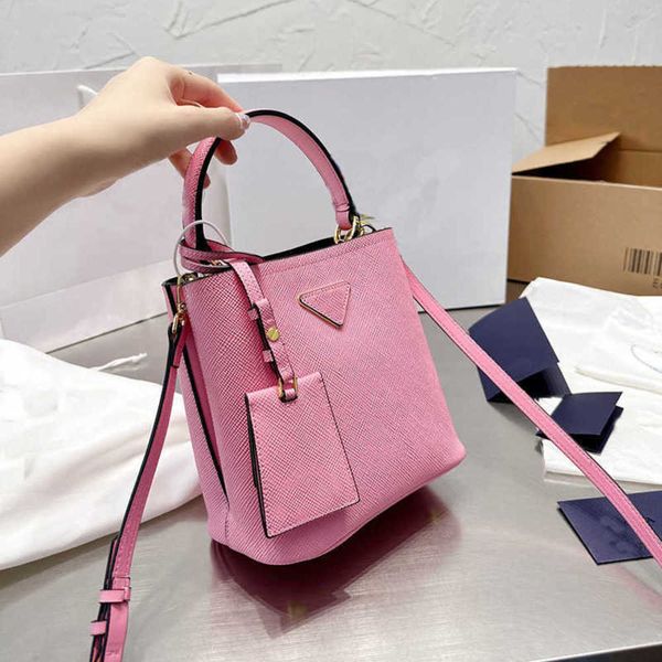 evening bags pra shoulder bags designer bucket totes detachable shoulder strap handbag triangle sign crossbody brand hobo purse 221019
evening bags pra shoulder bags designer bucket totes detachable shoulder strap handbag triangle sign crossbody brand hobo purse 221019