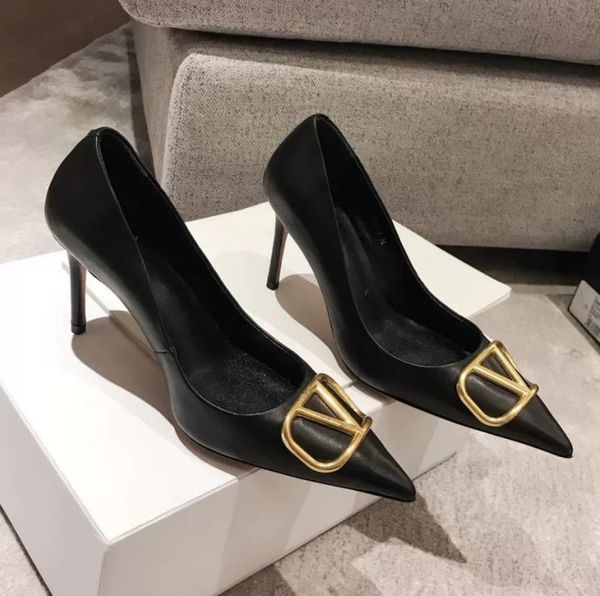 2022 buckle shoes woman high heels pumps ladies wedding heels shoe metal v tacones pointed toe stilettos black
2022 buckle shoes woman high heels pumps ladies wedding heels shoe metal v tacones pointed toe stilettos black