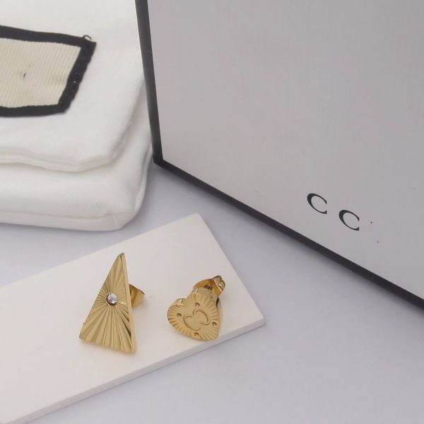 5classic letter earrings studs charm retro designer earrings women eardrops jewelry with gift box for party an, Golden
5classic letter earrings studs charm retro designer earrings women eardrops jewelry with gift box for party an, Golden