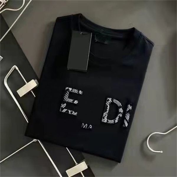 luxury mens designer t shirt black white embroidered letter printing cotton short sleeves selling high-end brand clothing s -3xl 02, White;black
luxury mens designer t shirt black white embroidered letter printing cotton short sleeves selling high-end brand clothing s -3xl 02, White;black