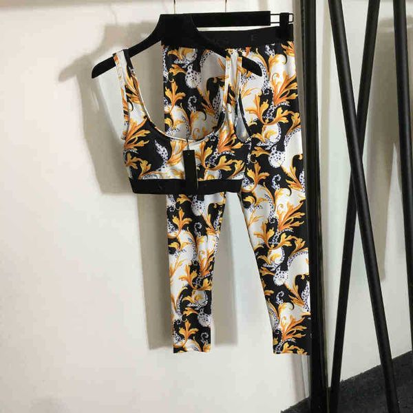 fashion womens two piece pants flower pattern printed cotton camisole slim high waist yoga leggings set temperament luxurious designer women, White
fashion womens two piece pants flower pattern printed cotton camisole slim high waist yoga leggings set temperament luxurious designer women, White