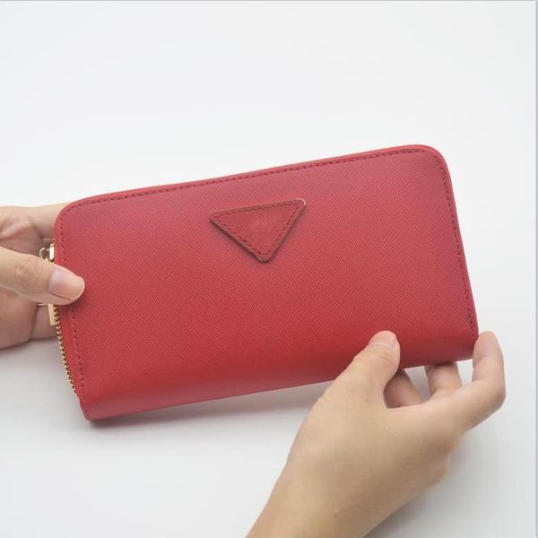 233ssdesigners bags women shoulder bag handbag messenger totes fashion metallic handbags classic crossbody clutch pretty gucci, Red;black
233ssdesigners bags women shoulder bag handbag messenger totes fashion metallic handbags classic crossbody clutch pretty gucci, Red;black