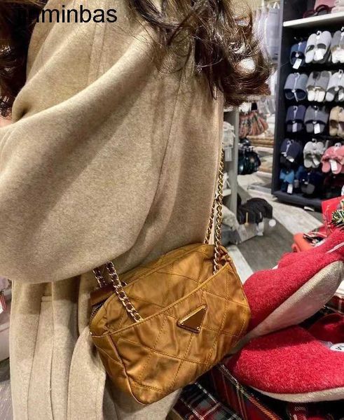 luxury tote bag pjia 2023 new golden brown mini round dundon parachute middle ancient bag fashion versatile one shoulder crossbody 
luxury tote bag pjia 2023 new golden brown mini round dundon parachute middle ancient bag fashion versatile one shoulder crossbody