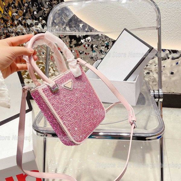 pradity cleo hobo bag 22ss fashion women designers luxurys diamonds bag triangle mini cleo tote bags shoulder classic brand pra da miuccia h
pradity cleo hobo bag 22ss fashion women designers luxurys diamonds bag triangle mini cleo tote bags shoulder classic brand pra da miuccia h