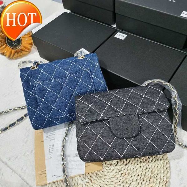 women's luxury designer shoulder bags 2023 new small fragrant denim shoulder bag square diamond pattern fashion cross body bag factory
women's luxury designer shoulder bags 2023 new small fragrant denim shoulder bag square diamond pattern fashion cross body bag factory