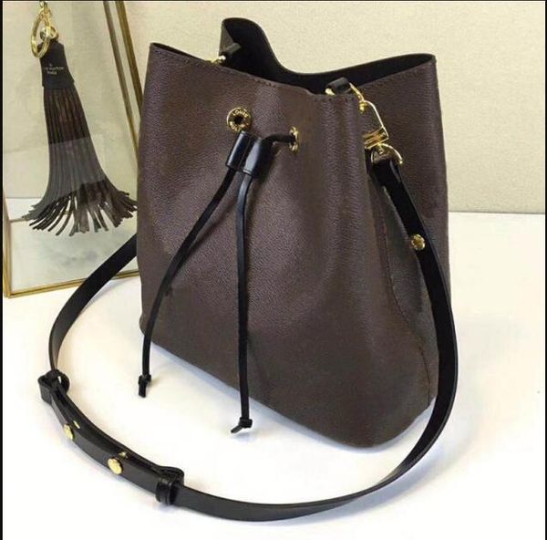 designer women's bucket shoulder bags escale crossbody bag genuine leather handbags adjustable strap new fashion bags
designer women's bucket shoulder bags escale crossbody bag genuine leather handbags adjustable strap new fashion bags