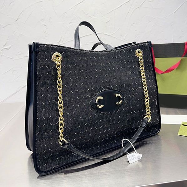 women tote handbag bag large capacity shopping canvas shoulder bags designer letter print leather handle interior zip pocket messenger chain
women tote handbag bag large capacity shopping canvas shoulder bags designer letter print leather handle interior zip pocket messenger chain