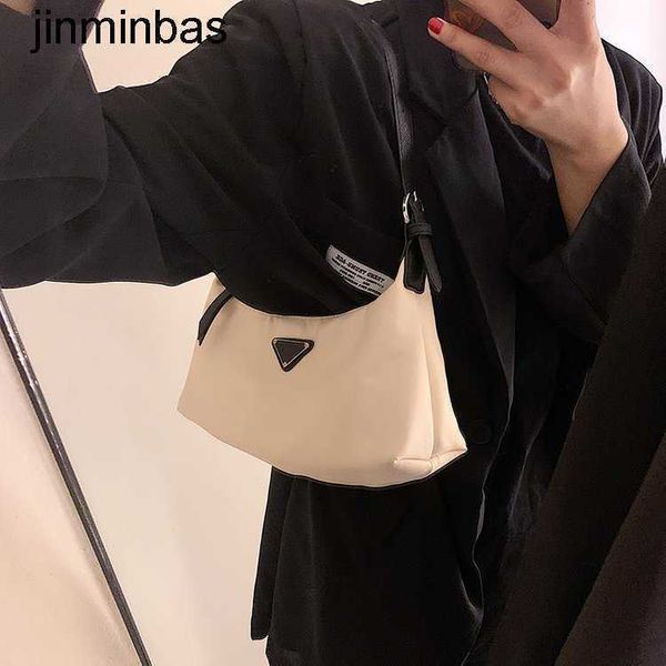 luxury tote bag triangle standard p home women's 2023 new fashion nylon oxford small msenger single shoulder armpit
luxury tote bag triangle standard p home women's 2023 new fashion nylon oxford small msenger single shoulder armpit