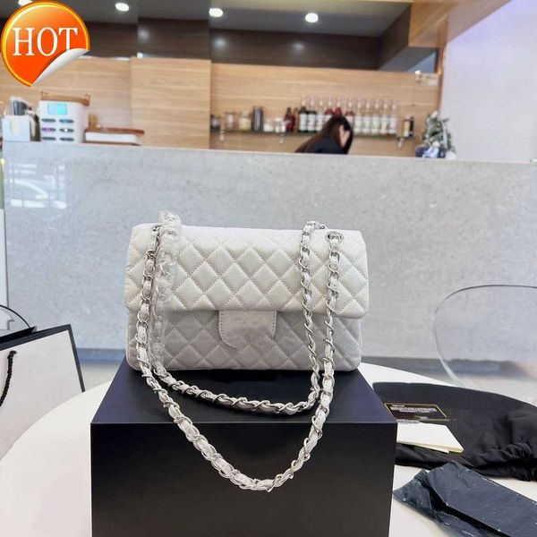 women's luxury designer bags shoulder bags tote new diamond embroidery colored sequins gradient leather portable multi-function cross-b
women's luxury designer bags shoulder bags tote new diamond embroidery colored sequins gradient leather portable multi-function cross-b
