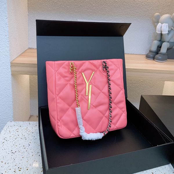 star designer bag with retro style hardware logo motorcycle wallet luxury fashion ladies chain shoulder bag
star designer bag with retro style hardware logo motorcycle wallet luxury fashion ladies chain shoulder bag