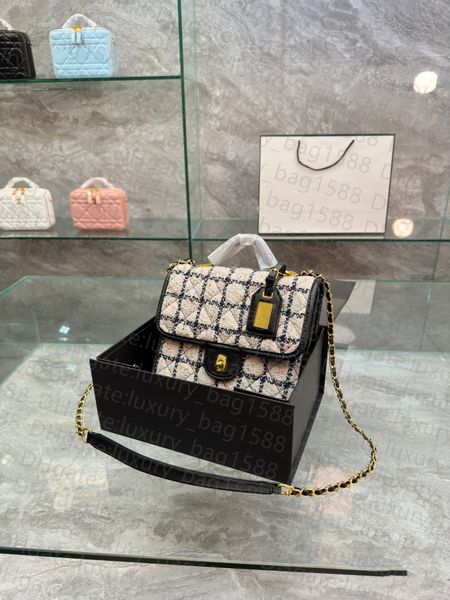 7a fashion women bag new flap cowhide handmade woolen knitted tofu shoulder bag metal logo 22k luxury crossbody bag brand
7a fashion women bag new flap cowhide handmade woolen knitted tofu shoulder bag metal logo 22k luxury crossbody bag brand