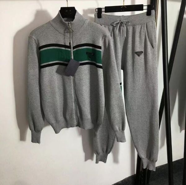 luxury womens tracksuits two pieces outfit women crop with pants set outfits casual sweatsuits, Gray
luxury womens tracksuits two pieces outfit women crop with pants set outfits casual sweatsuits, Gray