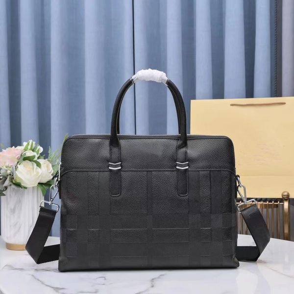 famous brand men shoulder briefcase lychee grain original cowhide designer handbag business mens lapbag luxury striped lattice messenger bag
famous brand men shoulder briefcase lychee grain original cowhide designer handbag business mens lapbag luxury striped lattice messenger bag