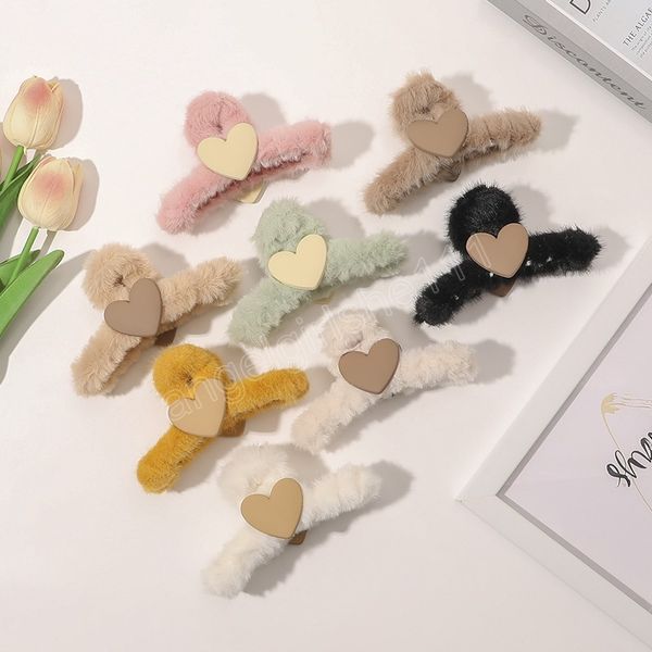 autumn winter fashion women furry hair accessories lovely heart faux fur plastic large hair claw for girls, Slivery;white
autumn winter fashion women furry hair accessories lovely heart faux fur plastic large hair claw for girls, Slivery;white