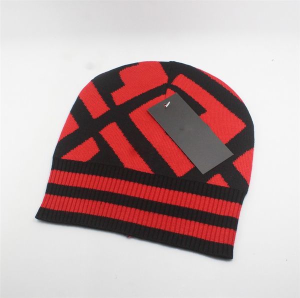 2023 winter warm color embroidered wool cap designer's women's skull cap 4 color f1, Blue;gray
2023 winter warm color embroidered wool cap designer's women's skull cap 4 color f1, Blue;gray