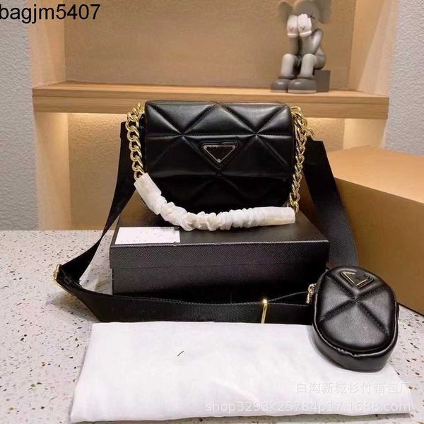 luxury tote bag factory clearance wholesale and retail bag women 2023 new fashion lingge wide shoulder belt three in one p family msenger le
luxury tote bag factory clearance wholesale and retail bag women 2023 new fashion lingge wide shoulder belt three in one p family msenger le