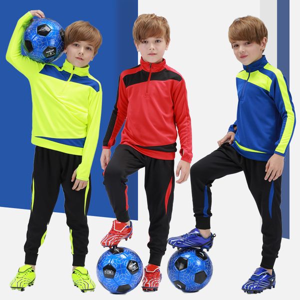 running sets custom soccer tracksuit training boy jogging suits wholesale football club winter kids jackets 221124, Black;blue
running sets custom soccer tracksuit training boy jogging suits wholesale football club winter kids jackets 221124, Black;blue