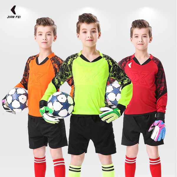 running sets kids goalkeeper uniform boys soccer jersey doorkeepers long sleeve sponge protective football for children's 221124, Black;blue
running sets kids goalkeeper uniform boys soccer jersey doorkeepers long sleeve sponge protective football for children's 221124, Black;blue