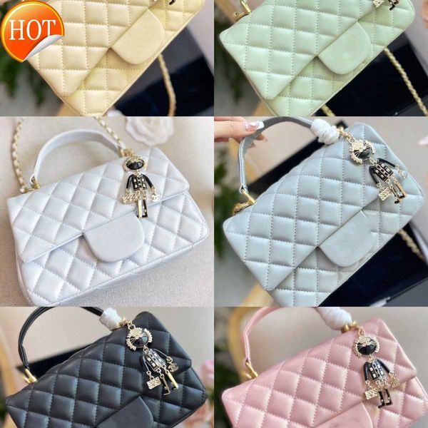 women's luxury designer handbags fashion chain diamond-shaped shoulder crossbody bag the latest light luxurys multifunctional tote bags
women's luxury designer handbags fashion chain diamond-shaped shoulder crossbody bag the latest light luxurys multifunctional tote bags