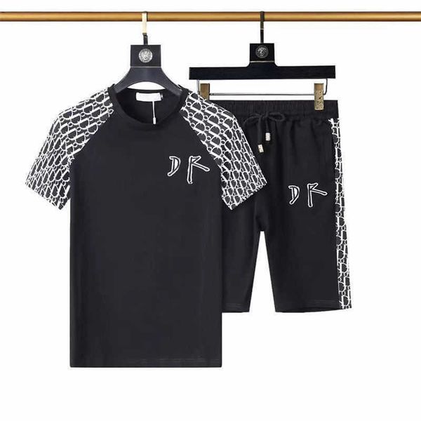 fashion summer mens tracksuits set jogging t-shirts pants 2 piece outdoor sportswear suit street hip hop casual wear sports, Gray
fashion summer mens tracksuits set jogging t-shirts pants 2 piece outdoor sportswear suit street hip hop casual wear sports, Gray
