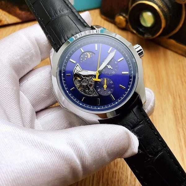 watches luxury designer watch leisure style wristwatch table sport leather belt automatic mechanical, Silver
watches luxury designer watch leisure style wristwatch table sport leather belt automatic mechanical, Silver