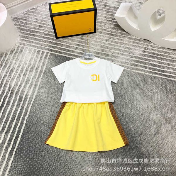 designer clothing sets summer children's brother sister dress round neck short sleeve printed with webbing edge s skirt two-piece set, White
designer clothing sets summer children's brother sister dress round neck short sleeve printed with webbing edge s skirt two-piece set, White