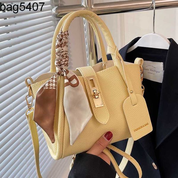 design bag shop 80% wholesale and retail fashion women's bag 2023 new versatile shoulder advanced handbag bucket crossbody
design bag shop 80% wholesale and retail fashion women's bag 2023 new versatile shoulder advanced handbag bucket crossbody