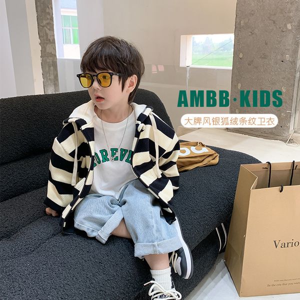 pullover children's coat autumnwinter style warm hooded sweater velvet stripe handsome keep clothes 324 221125, Blue
pullover children's coat autumnwinter style warm hooded sweater velvet stripe handsome keep clothes 324 221125, Blue