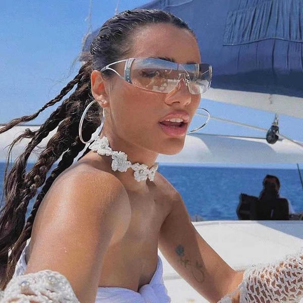 sunglasses fashionable large arc all-in-one windproof y2k millennium wind sunglasses for women 1128, White;black
sunglasses fashionable large arc all-in-one windproof y2k millennium wind sunglasses for women 1128, White;black