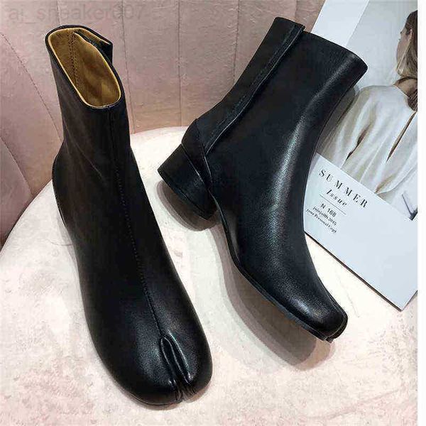 dress shoes women cow leather split toe ninja tabi ankle boot genuine round heel 3.5cm woman 220718 l6f2, Black
dress shoes women cow leather split toe ninja tabi ankle boot genuine round heel 3.5cm woman 220718 l6f2, Black