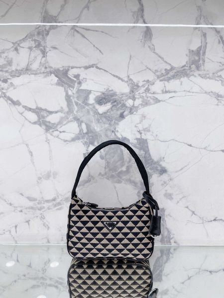 prad bags prad designer 2022 summer of pa handbags shoulder crossbody fashion trends luxury women's bags 2i09
prad bags prad designer 2022 summer of pa handbags shoulder crossbody fashion trends luxury women's bags 2i09