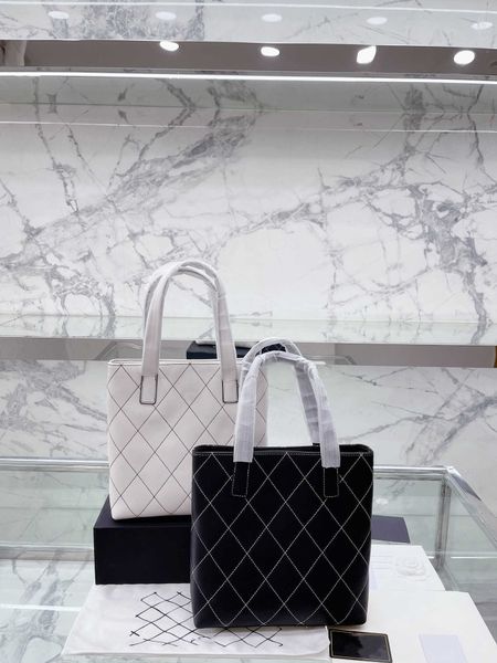 prad classic c ladies handbags designer bags luxury shoulder crossbody advanced large capacity fashion versatile
prad classic c ladies handbags designer bags luxury shoulder crossbody advanced large capacity fashion versatile