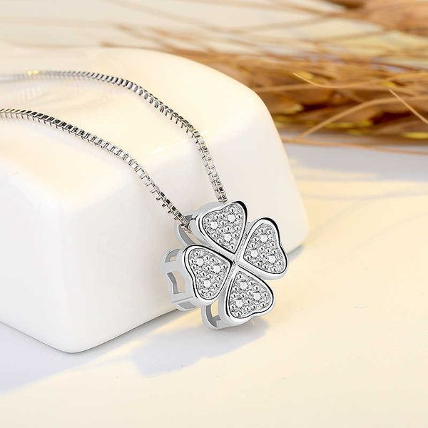 pendant necklaces qiaolanxuan imitation silver clover pendant women's flower necklace accessories autumn and winter simple jewelry gift
pendant necklaces qiaolanxuan imitation silver clover pendant women's flower necklace accessories autumn and winter simple jewelry gift