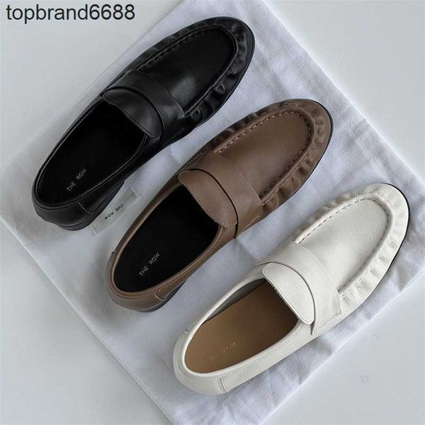 designer dress shoes small the row round head thick heel lefu shoes for women 2023 new comfortable low heel leather pleated leather shoes
designer dress shoes small the row round head thick heel lefu shoes for women 2023 new comfortable low heel leather pleated leather shoes
