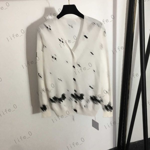designer womens knits geometric pattern printed v-neck single row button thin long sleeve cardigan fashion women shirt, White
designer womens knits geometric pattern printed v-neck single row button thin long sleeve cardigan fashion women shirt, White