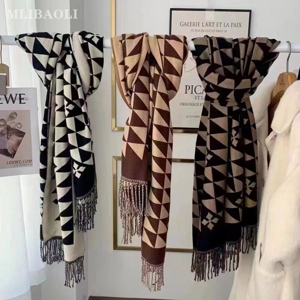 luxury brand designer scarf knitted spring winter women scarf letter warm cashmere scarves shawls neck bandana pashmina lady wrap 259, Blue;gray
luxury brand designer scarf knitted spring winter women scarf letter warm cashmere scarves shawls neck bandana pashmina lady wrap 259, Blue;gray