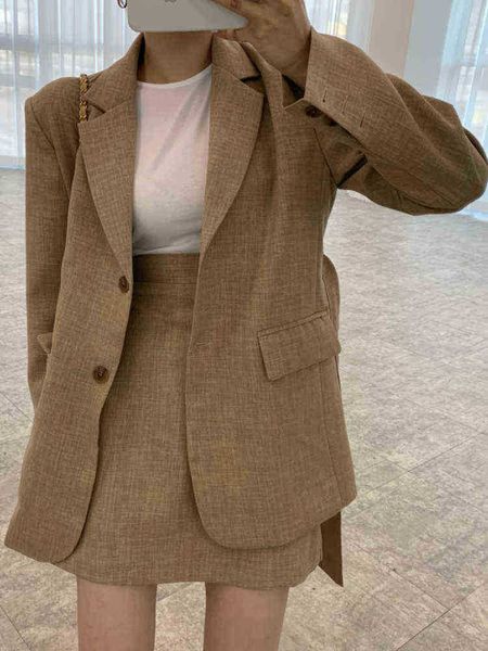 women spring summer casual blazer suit long sleeve elegant jacket high waist aline skirt 2piece set female fashion outfits j220813, White;black
women spring summer casual blazer suit long sleeve elegant jacket high waist aline skirt 2piece set female fashion outfits j220813, White;black