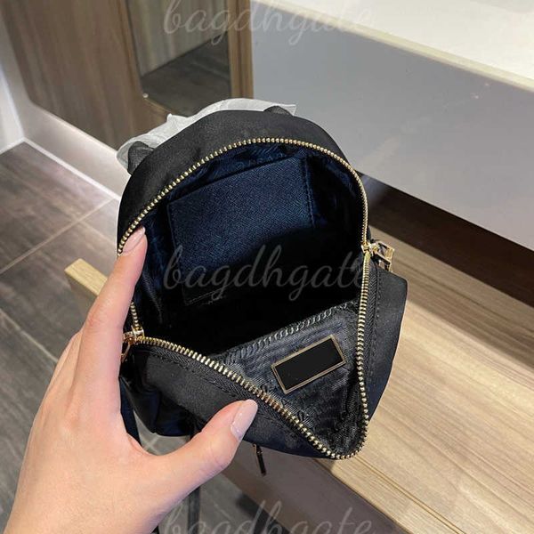 prad luxury designer bag mini waterproof nylon backpacks women cute handbags purse fashion letter string shoulder bag shopping school teenag
prad luxury designer bag mini waterproof nylon backpacks women cute handbags purse fashion letter string shoulder bag shopping school teenag