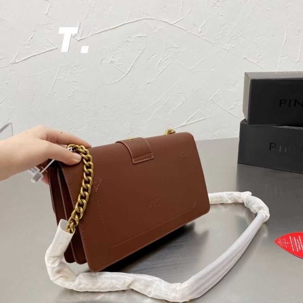 designers shoulder bag designers pinkos bags french swallow flying bird new fashion one crossbody chain women's, Black;red
designers shoulder bag designers pinkos bags french swallow flying bird new fashion one crossbody chain women's, Black;red