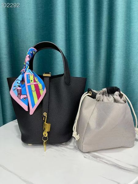 real leather women shoulder bucket bag fashion designer handbags cross body picotin handbag cow skin totes 18cm 2396
real leather women shoulder bucket bag fashion designer handbags cross body picotin handbag cow skin totes 18cm 2396