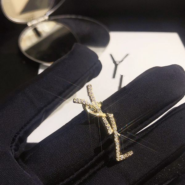 designer charm earrings women's earrings gold clip on earring premium jewelry fashion luxury accessories popular brand gift party weddi, Silver 
designer charm earrings women's earrings gold clip on earring premium jewelry fashion luxury accessories popular brand gift party weddi, Silver